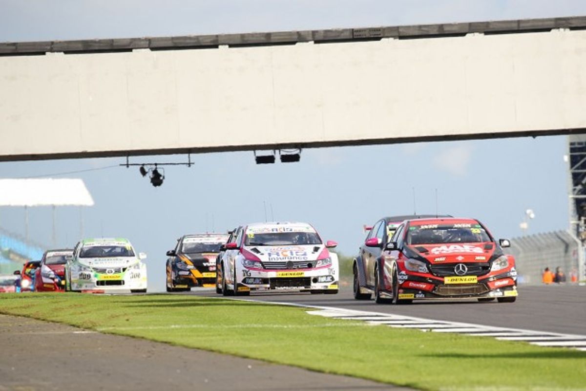 Adam Morgan scores maiden BTCC pole