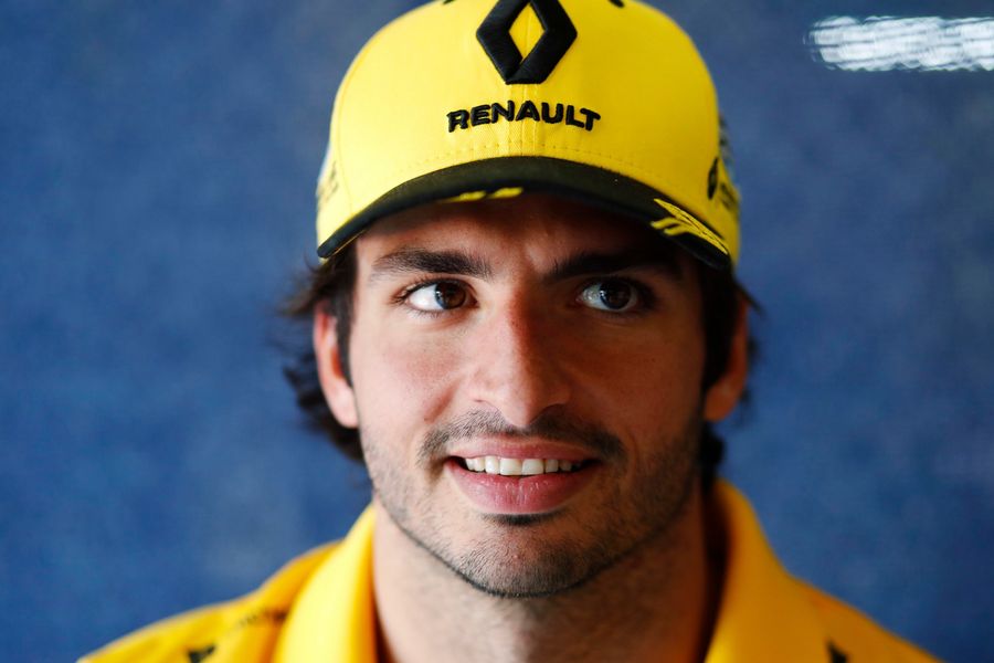 Carlos Sainz to race for McLaren from 2019