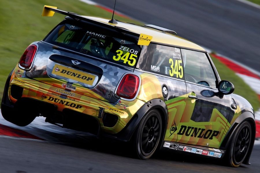 Zelos scores doube podium on Mini Challenge debut