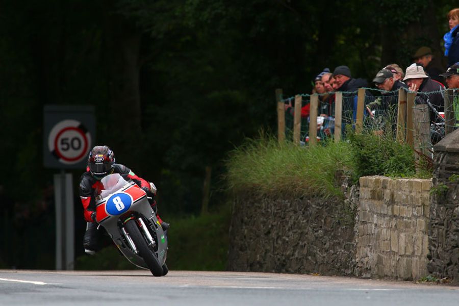 Dom Herbertson secures first TT Course win with victory in Locate.im Junior Classic TT Race 