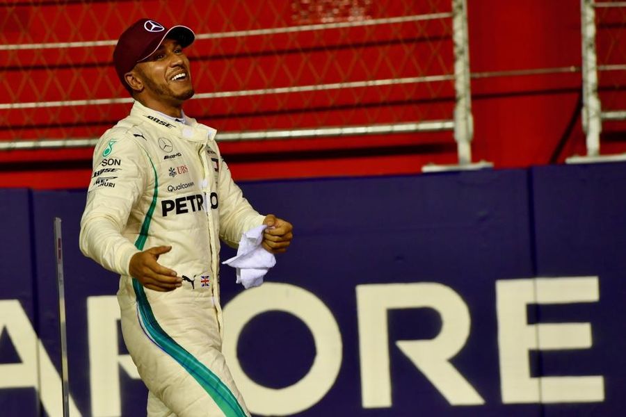 Hamilton takes epic Singapore GP pole