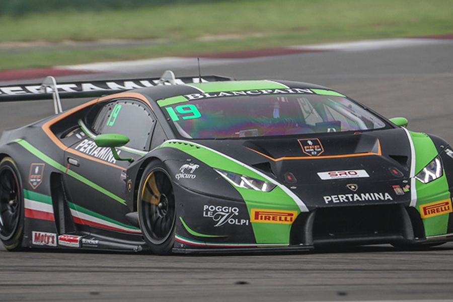 FFF Racing and Team Studie seal double class poles for Lamborghini and BMW in Shanghai