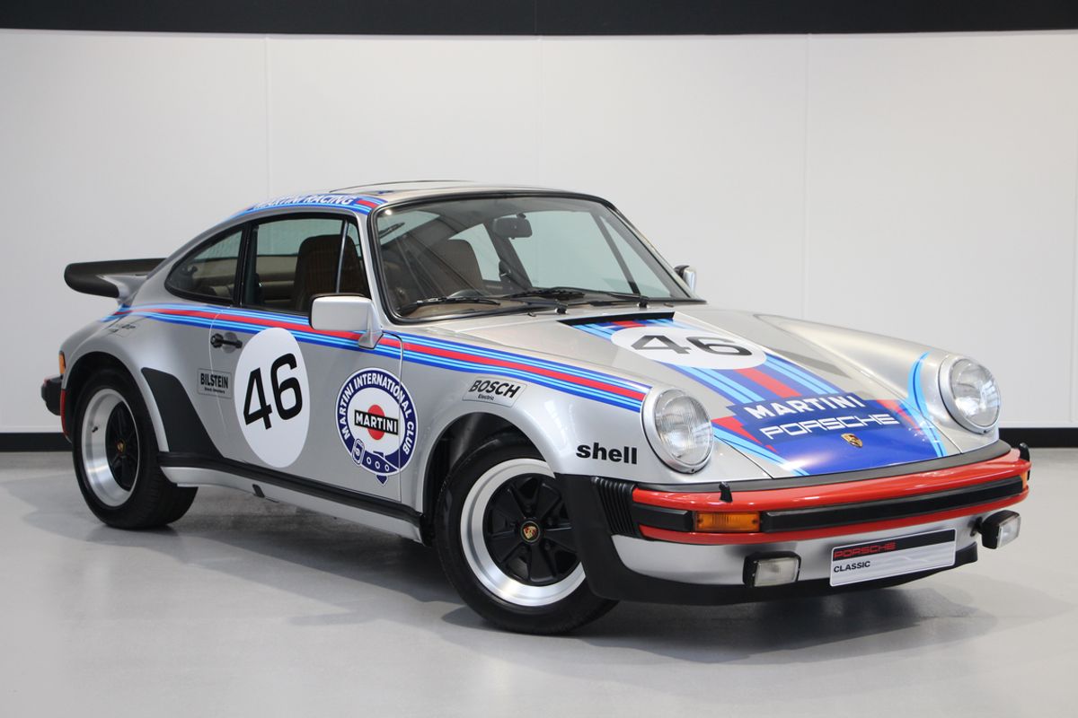 Specially restored 1977 Porsche 911 a highlight of Silverstone Auctions final sale of the year