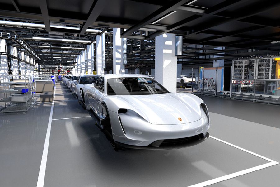 Porsche committed to electric era with 6 billion euro investment in the Taycan