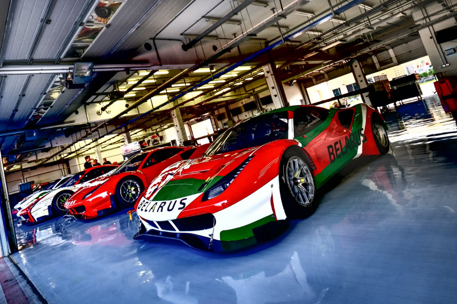 Nine Ferrari crews competing in FIA GT Nations Cup, Bahrain