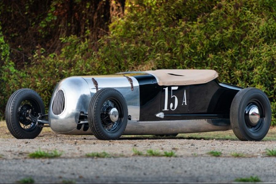 1948 Spurgin-Giovanine Roadster on offer at Gooding's Scottsdale auction