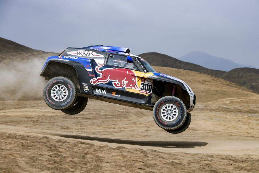 First stage of Dakar 2019 ends with three MINI cars in the top five