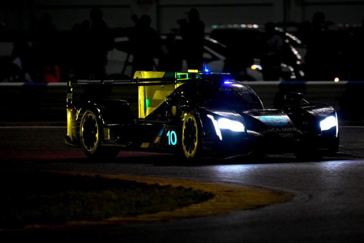 Alonso Leads Rolex 24 At 18-Hour Mark