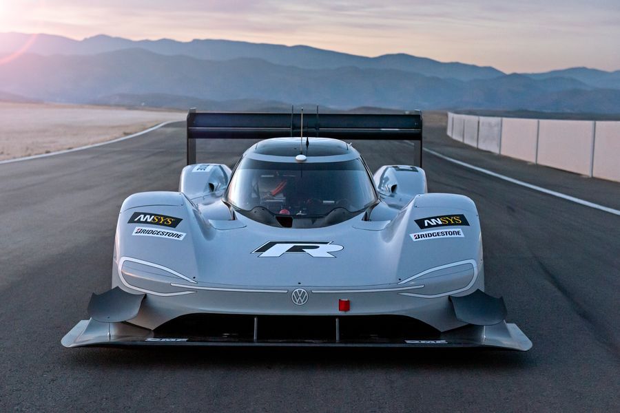 Successful start to the ID. R electric race car test programme