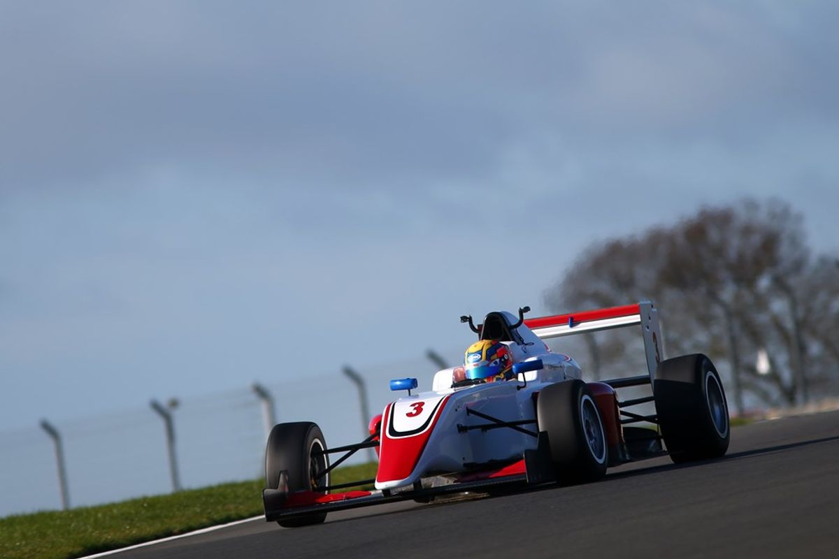 Hoggard clocks record pace on British F3 Media Day at Donington