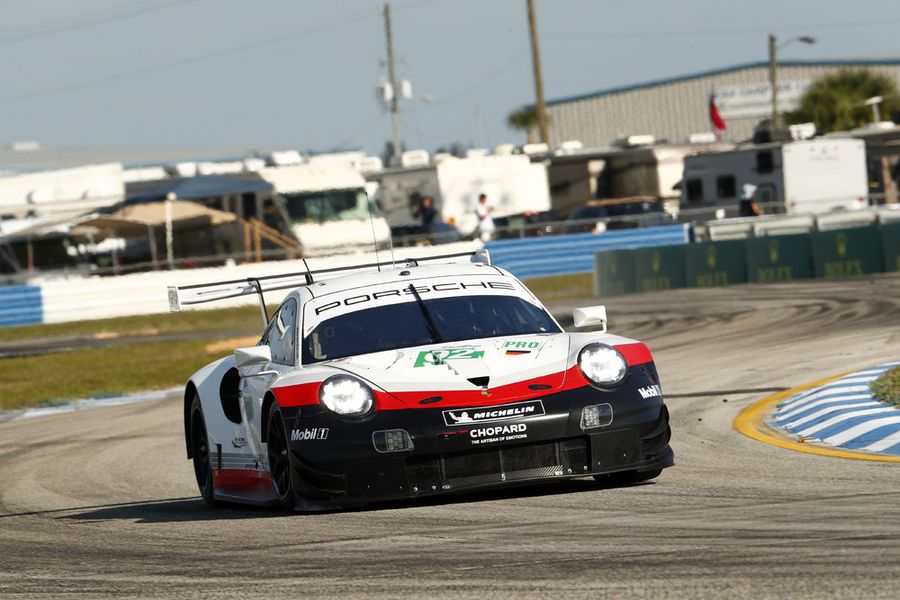 Porsche tackles the Sebring 1,000 miles from pole position