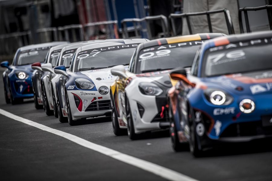 Alpine Elf Europa Cup returns to the track