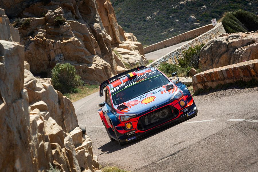 Neuville snatches victory from Evans at Tour de Corse