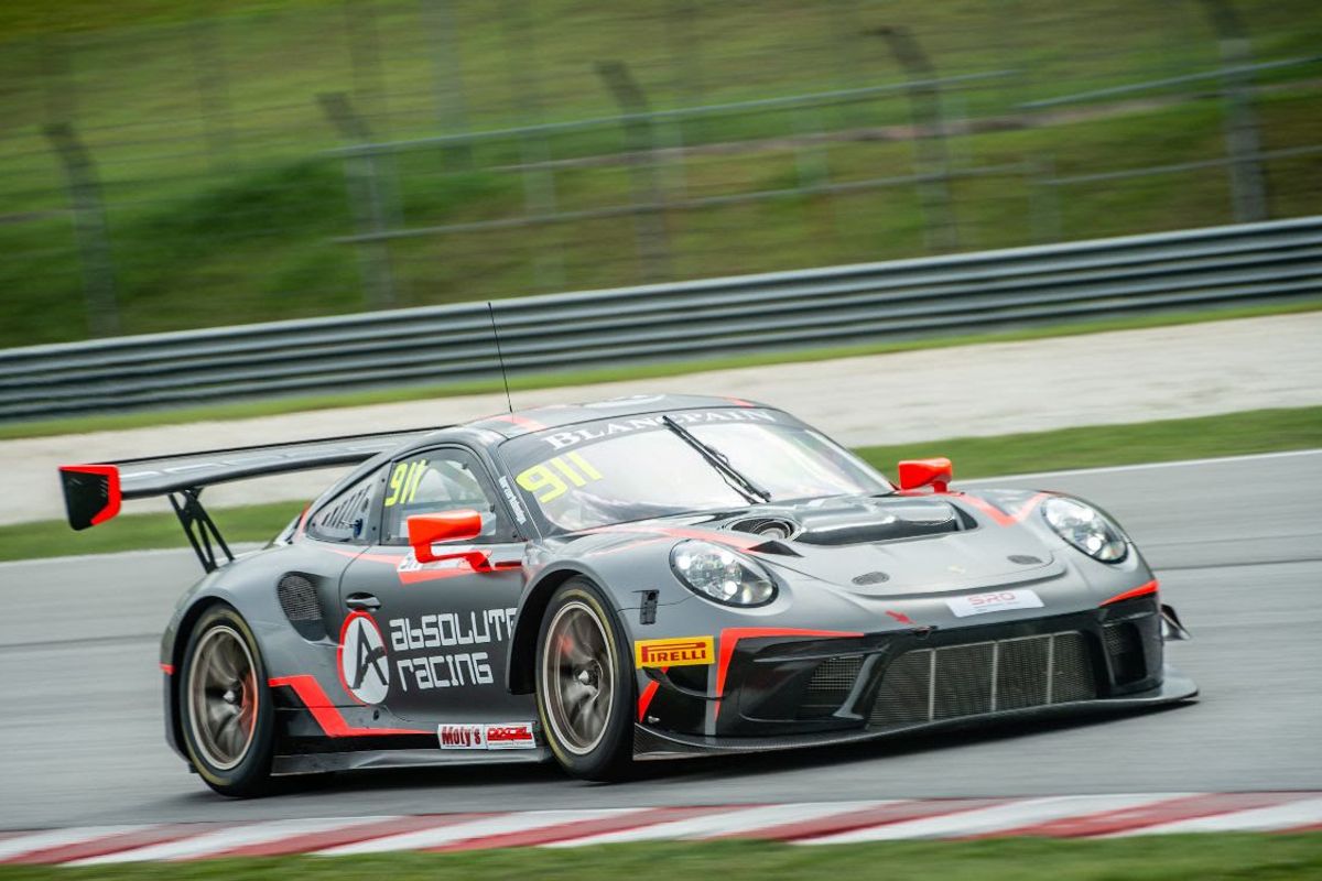 Seven new Porsche 911 GT3 R take to Blancpain GT World Challenge Asia grid