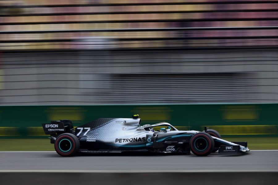 Bottas edges Hamilton for Chinese GP pole