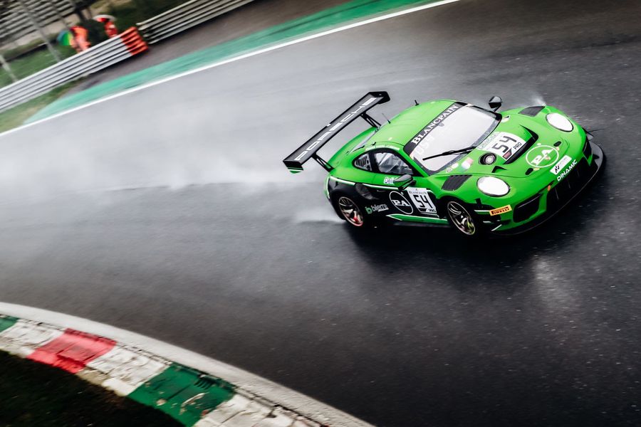 Dinamic Motorsport Porsche takes emotional Blancpain GT Series victory 