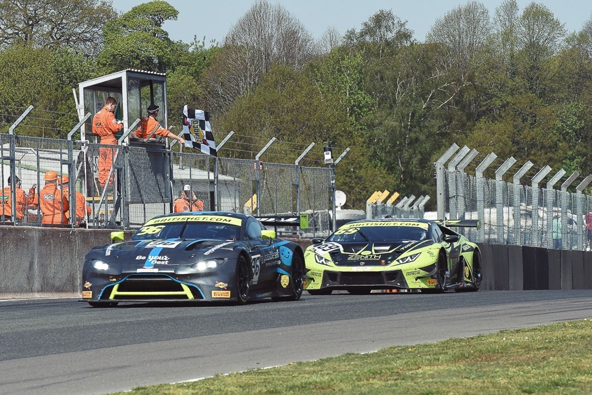 Defending British GT Champions Optimum Motorsport score with Oulton Park Podium