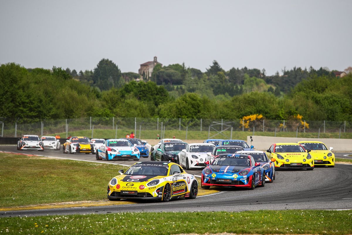 Alpine Elf Europa Cup: Herrero and Parisy begin the season in style