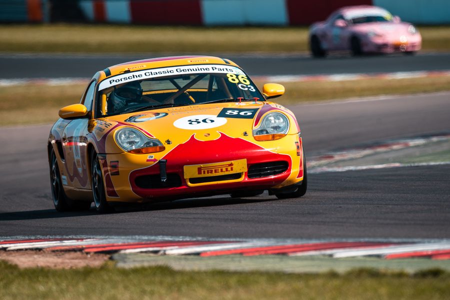 Porsche Classic Restoracing Championship: Donington Park