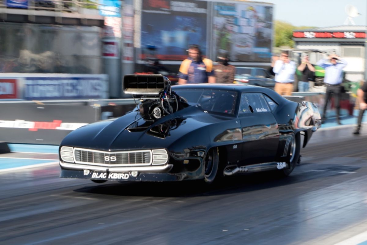 Doorslammers, saloon car racing from another planet at Santa Pod Raceway