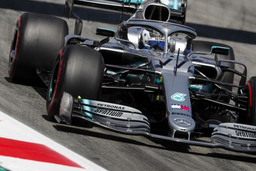 Bottas sets the pace as Mercedes pull away in Spain