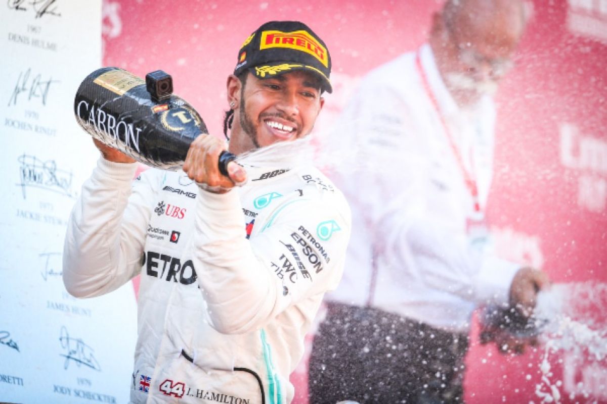 Hamilton wins Spanish GP as Mercedes score fifth 1-2 finish in a row
