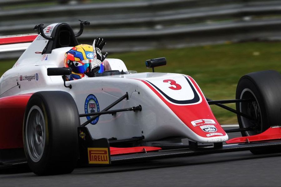 Hoggard takes Snetterton F3 race one win after storming past Novalak