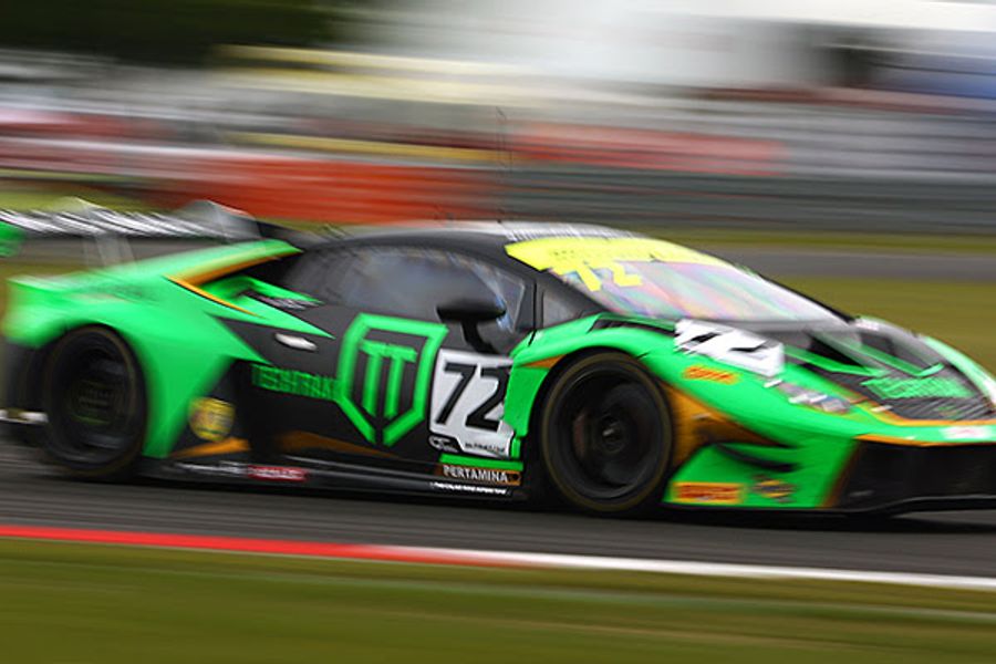 Barwell's Balon and Keen double up at Snetterton GT