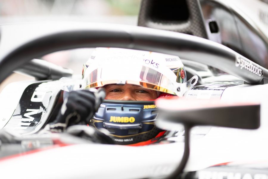 Nyck De Vries scores maiden F2 pole in Monaco