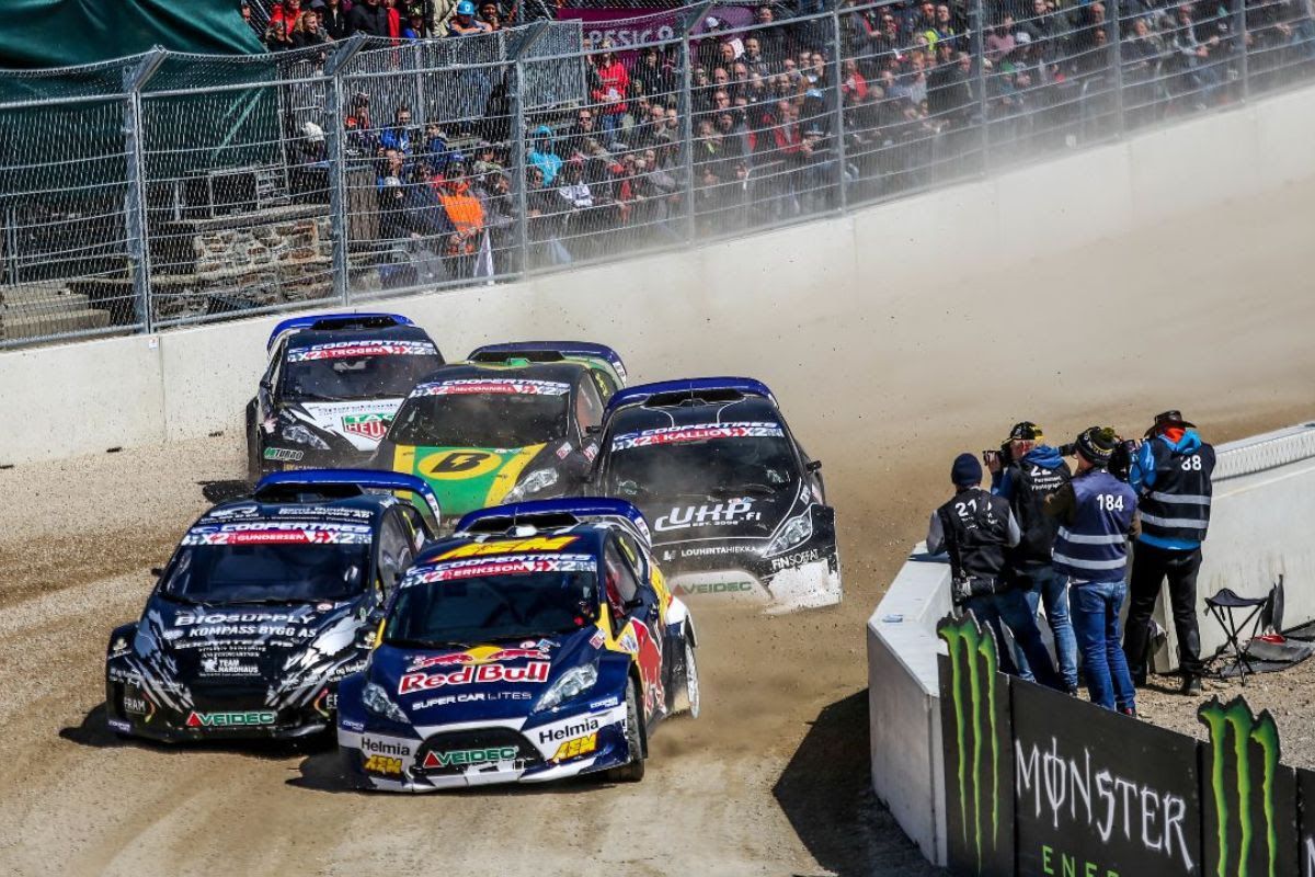 RX2 title fight races into Silverstone