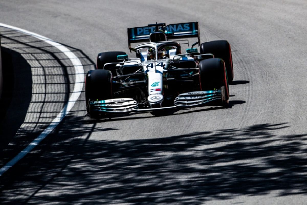Hamilton leads Mercedes1-2 in Canadian GP FP1
