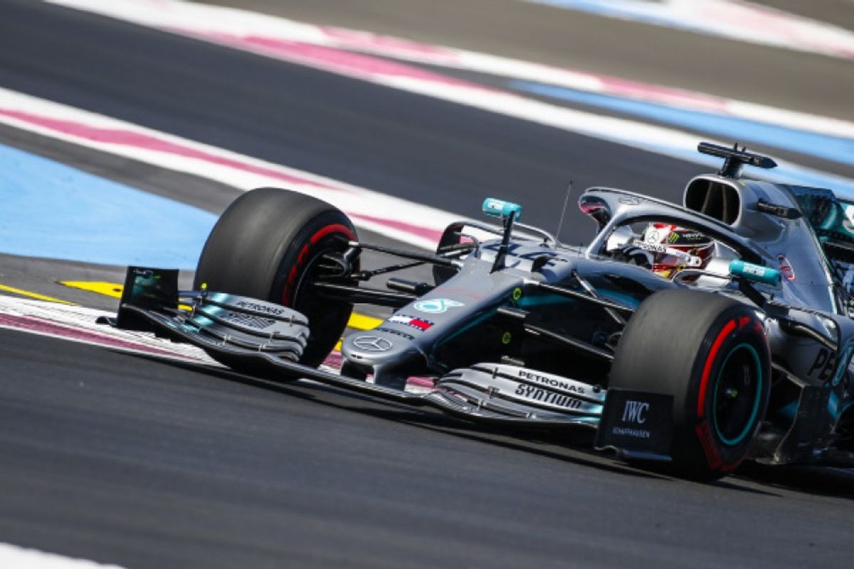 Mercedes on top of French FP1 and FP2