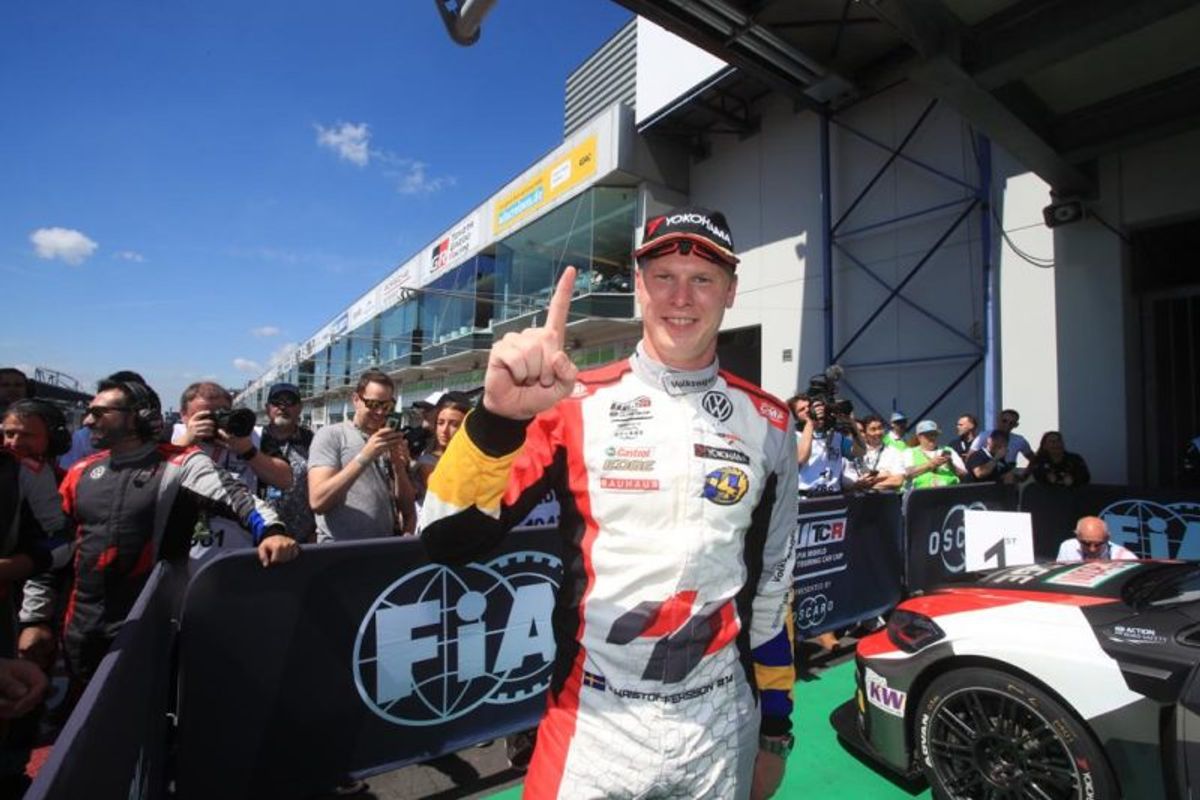 Johan Kristoffersson charges to first victory in the WTCR