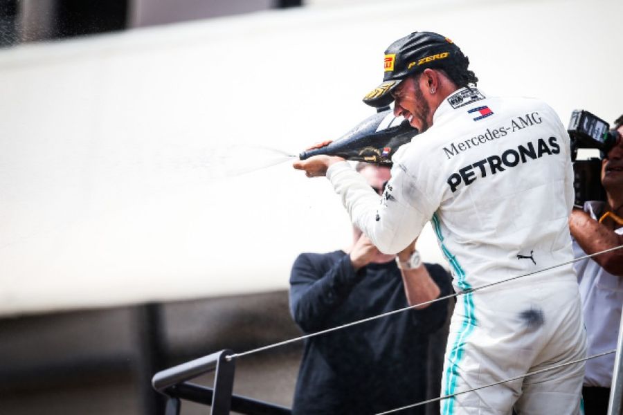 Hamilton wins lacklustre French Grand Prix
