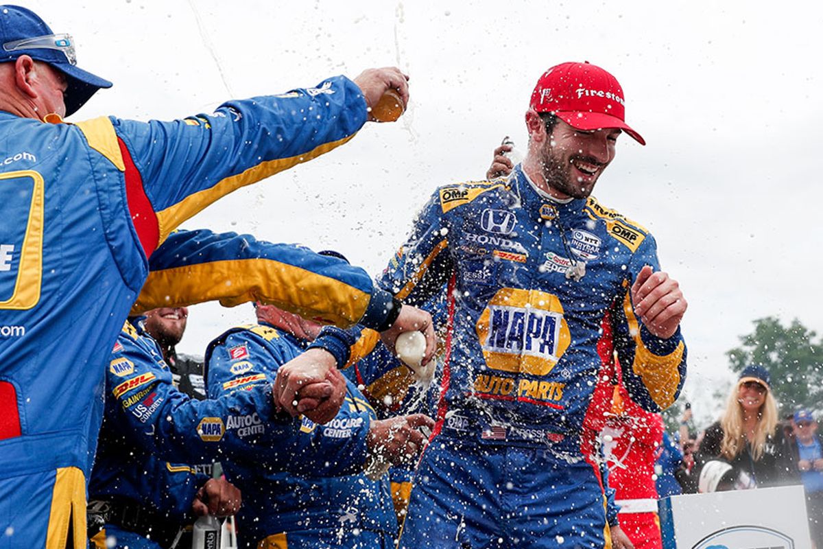 Rossi's dominant win at Road America tightens IRL points race