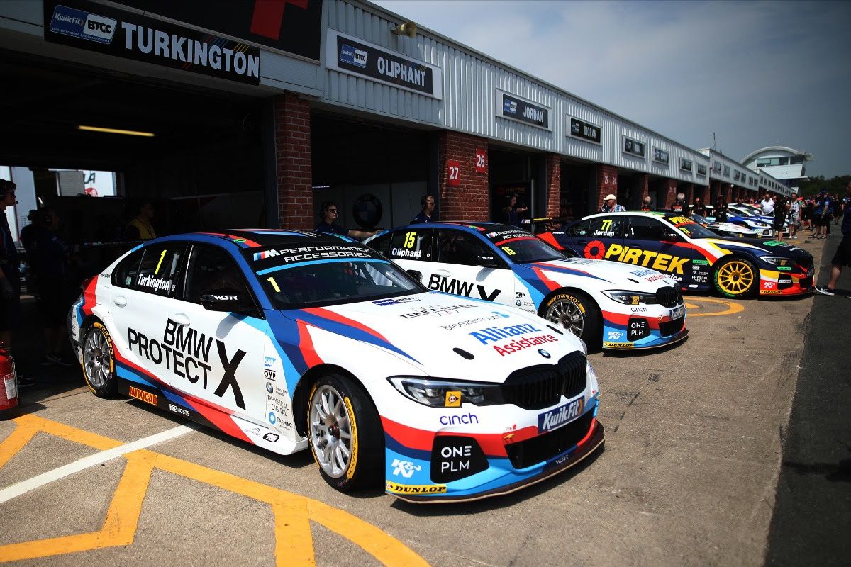 Turkington takes BTCC pole at Oulton Park
