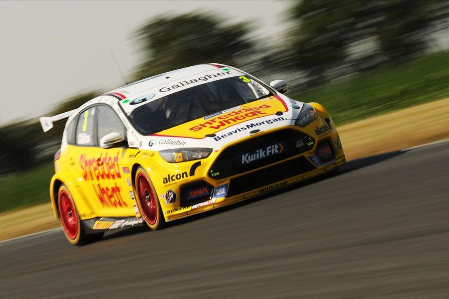 Tom Chilton tops two days of BTCC action