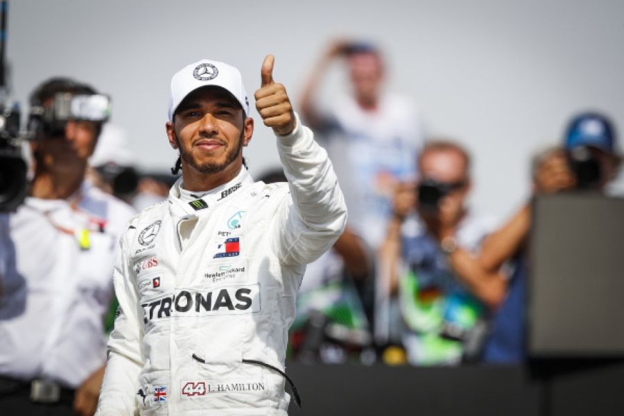 Hamilton on pole for German Grand Prix, Ferrari drivers suffer mechanical issues