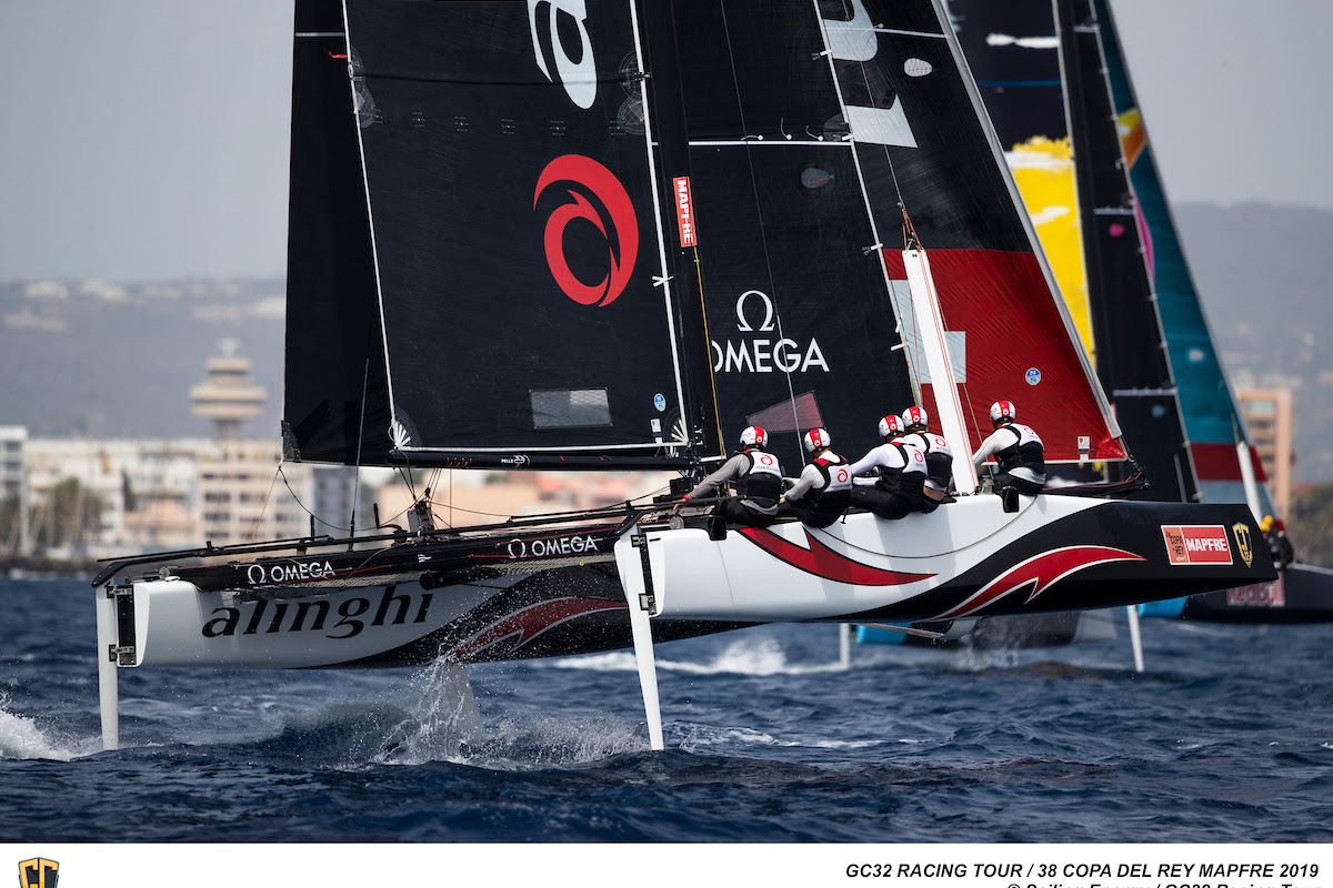 Oman Air flies past Alinghi in light airs of Palma