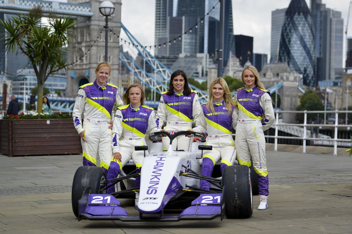 W Series arrives in london ahead of Brands Hatch season finale