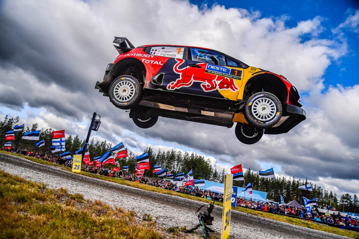 Citroën's Flying Finns take runner-up spot on home turf  at Rally Finland