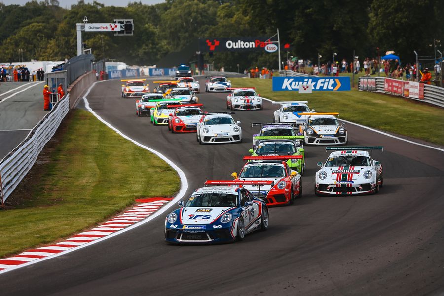 Porsche Carrera Cup returns to Thruxton