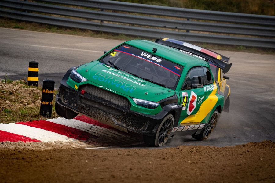 Oliver Webb and Abbie Eaton return to TitansRX for Fuglau