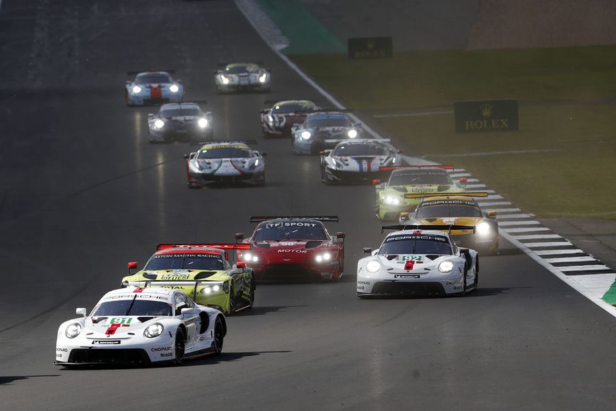 New Porsche 911 RSR debuts with a WEC 1,2 at Silverstone 4hr