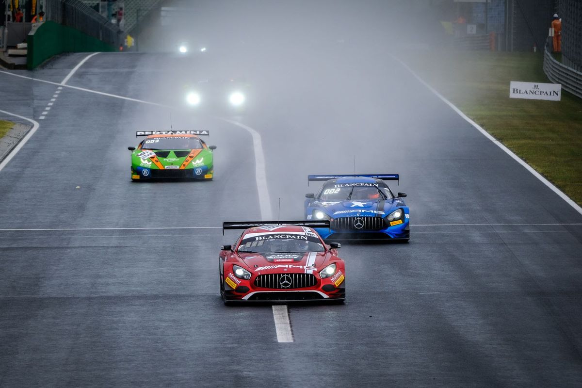 Marciello and  Abril take Blancpain GT victory in Hungary