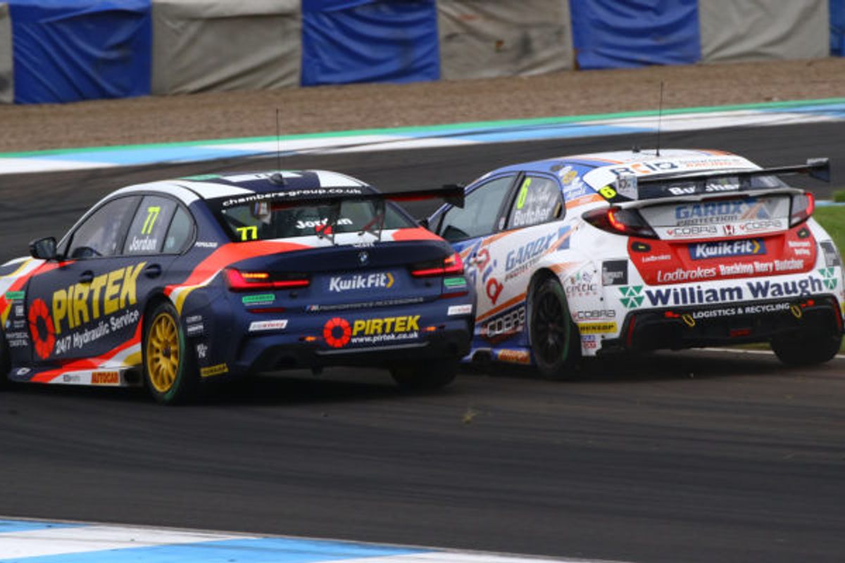 Pole sitter Butcher takes home BTCC win at Knockhill