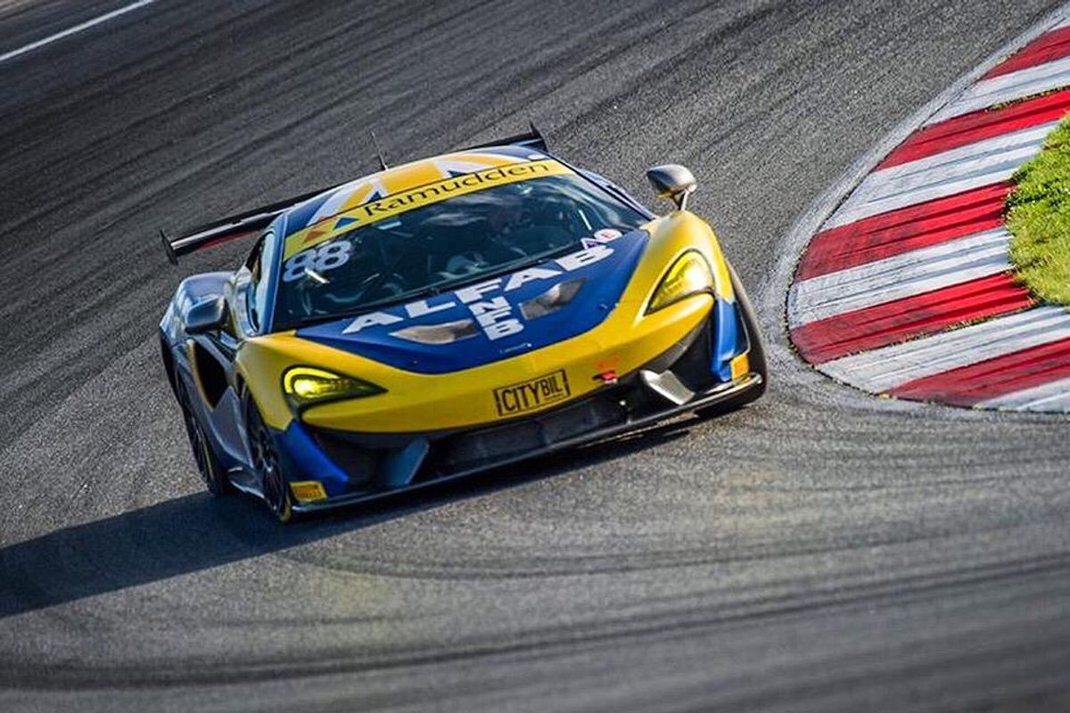 First championship title of 2019 season for the McLaren 570S GT4
