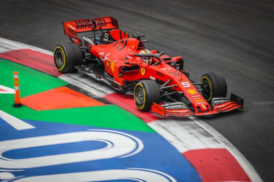 Vettel sets the pace in Mexican GP FP2