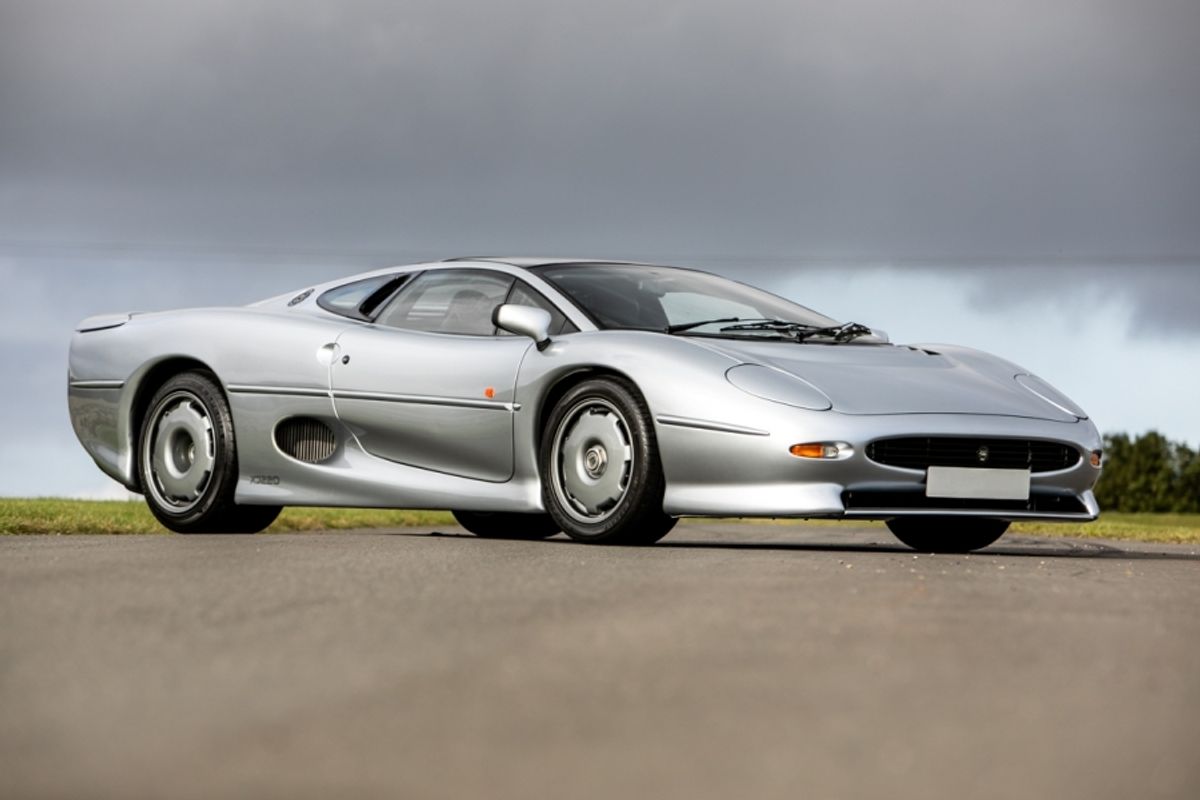 1993 Jaguar Xj220 A Saturday Offering At Silverstone Auctions Nec