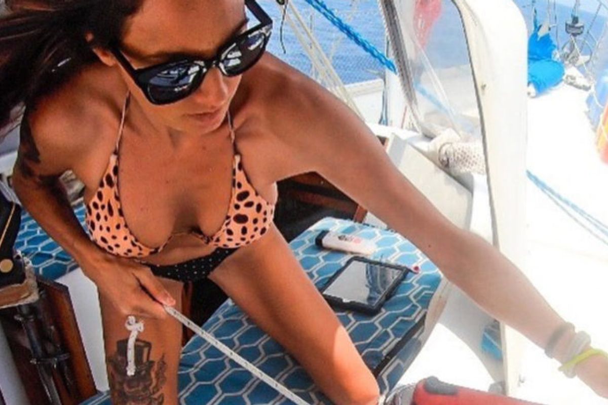 Sailing Nandji, Living the Hammock Life… Sailing Indonesia